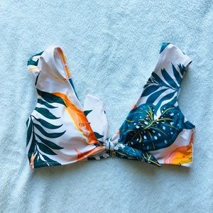 NWT Tropical Cupshe Bikini Top